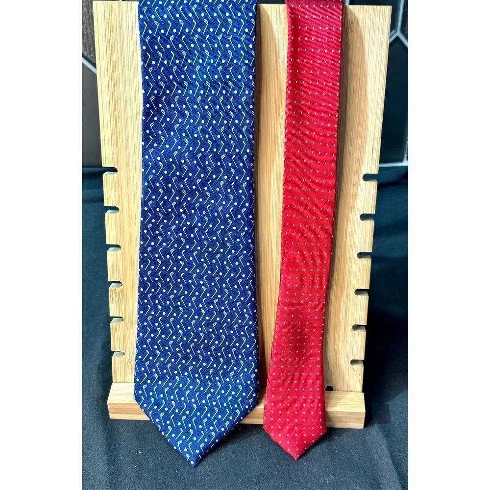 Tommy Hilfiger blue and red 100% silk golf tie